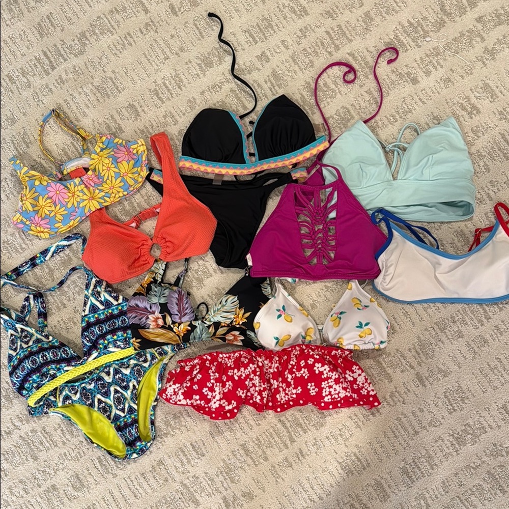 Bikini top mix and match lot